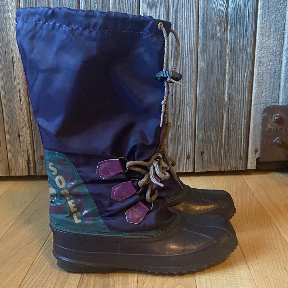 Vintage 90s Sorel Dark Purple Snow Boots